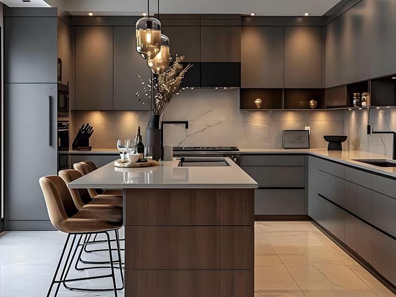 Idee di design per mobili da cucina moderni dai toni scuri: la tendenza elegante e funzionale del 2026
